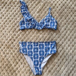 Vineyard Vines Blue and White Patterned Swimwear